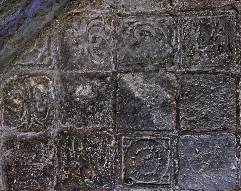 Floor tiles – St Thomas of Canterbury Church, Northlew Devon